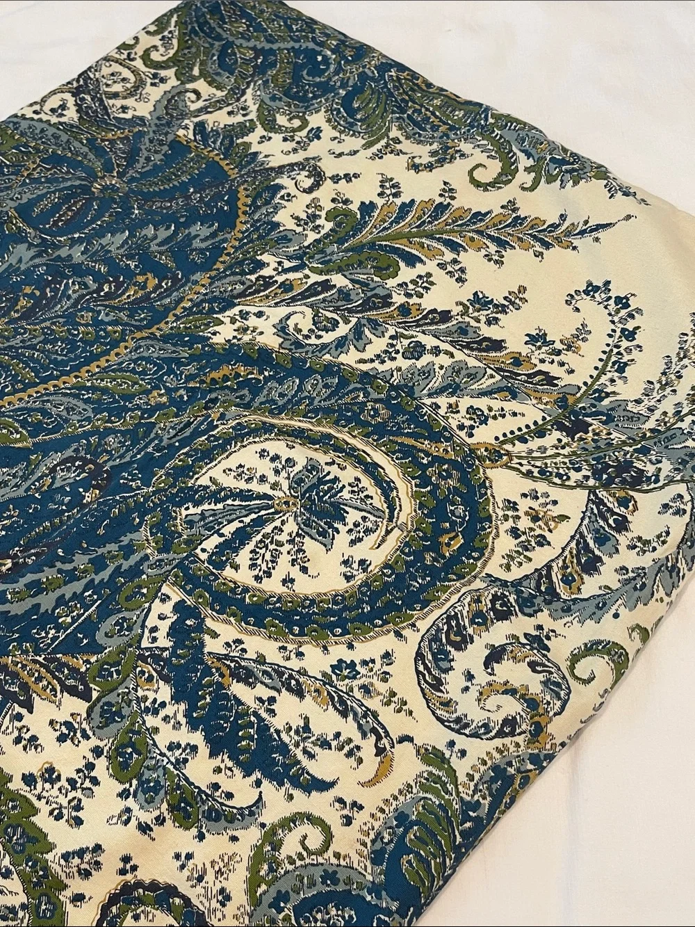 Pottery Barn | Ellis Paisley Ikat 24” Accent Pillow Cover Linen/Cotton